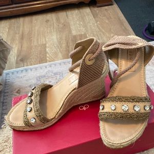 GUC wedge bling sandals